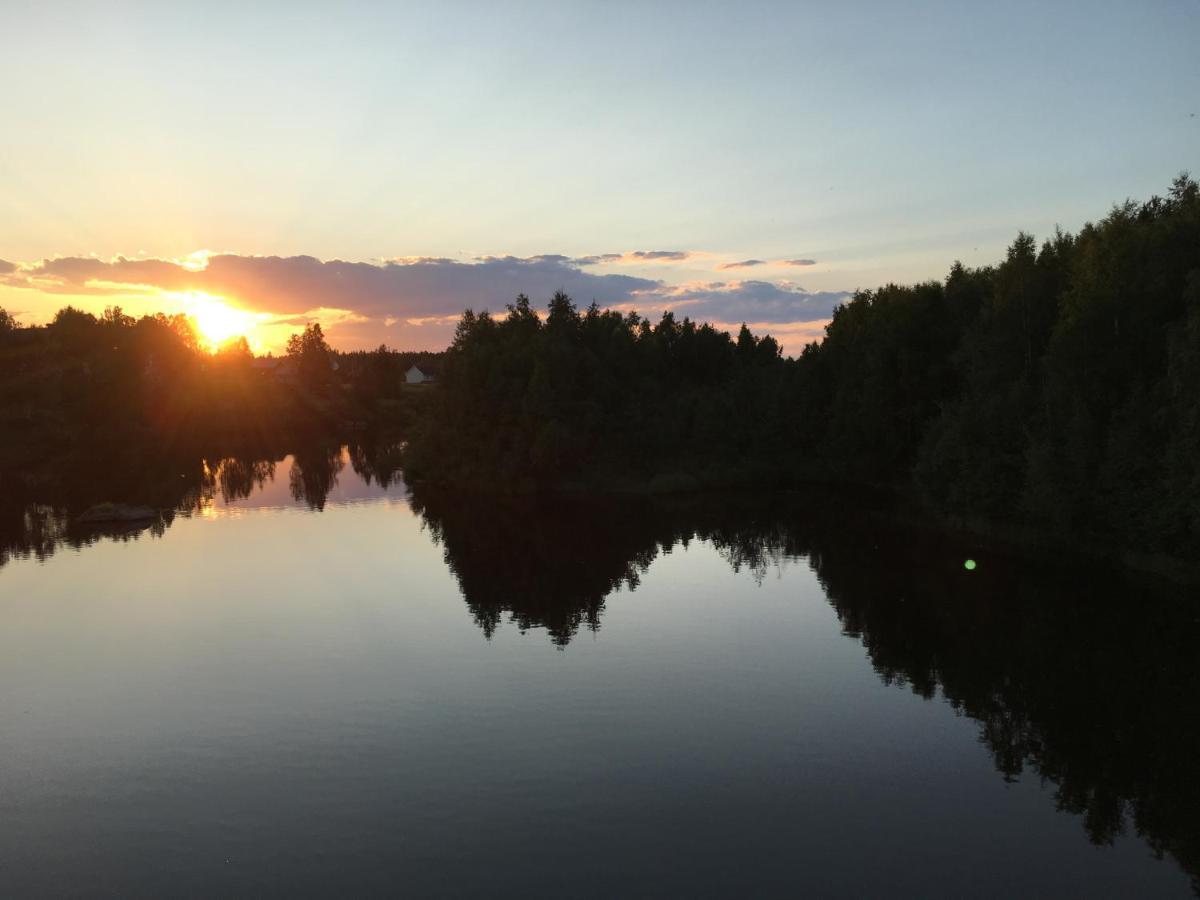 Sangis Motell Och Camping Exterior foto